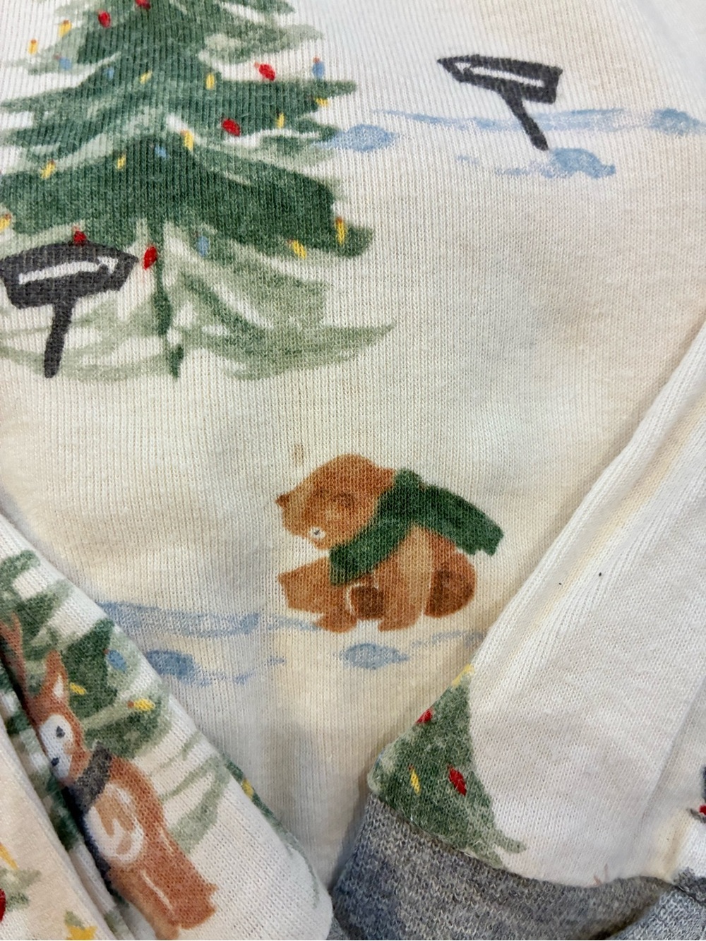 2 sets of Burts bees Holiday Pajamas, size 6T - Picture 3 of 3